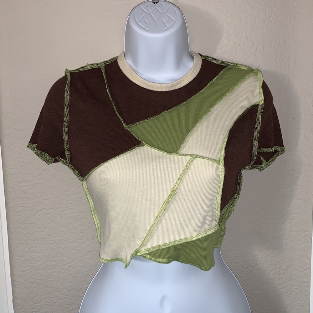 70s Style Cropped Tee